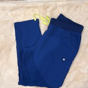 Figs Uniform! Large Tops and XL Bottoms